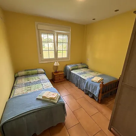 Semesterbostad Grupo Gontad Casa Outrabanda 1